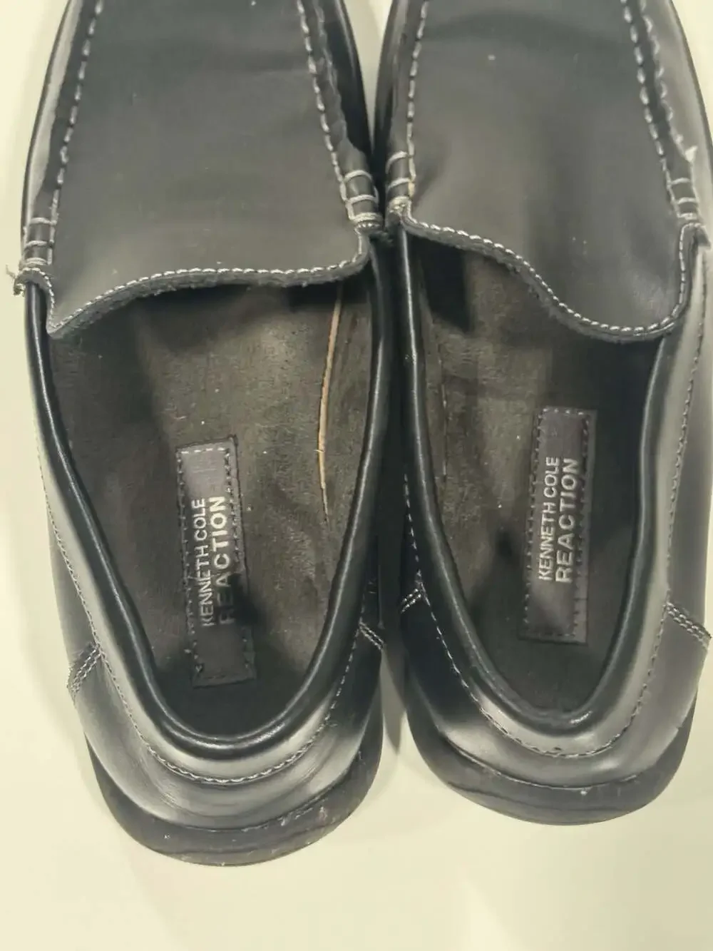 Kenneth Cole Reaction Driving Dime Black Faux Leather Moccasin Shoes 4.5Y